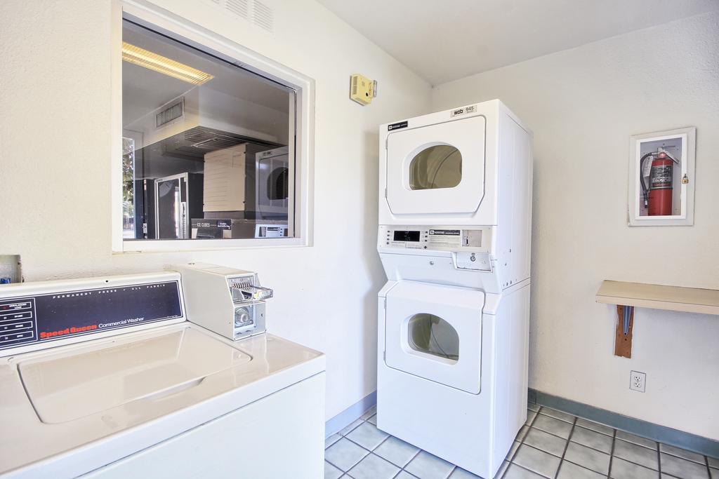 Motel 6-Porterville, Ca Eksteriør billede