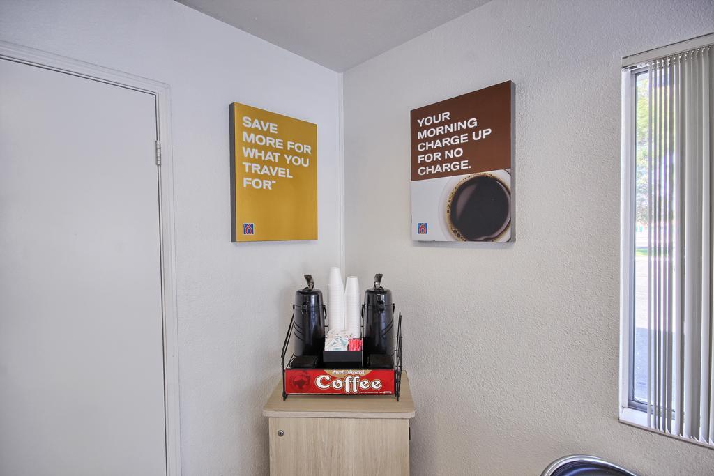 Motel 6-Porterville, Ca Eksteriør billede