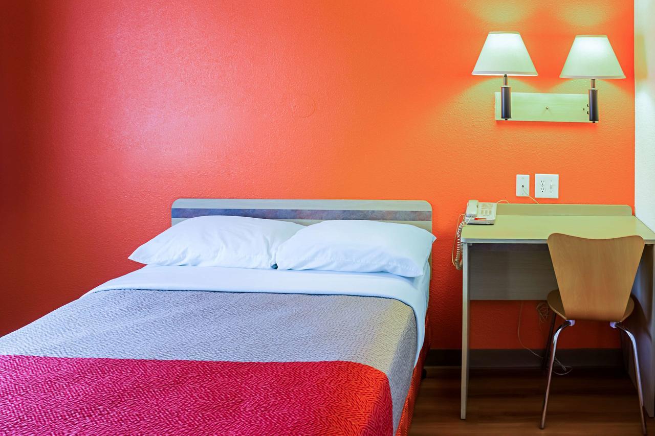 Motel 6-Porterville, Ca Eksteriør billede