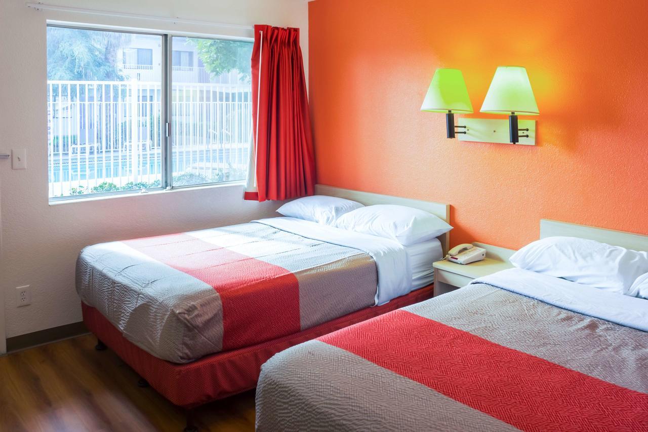 Motel 6-Porterville, Ca Eksteriør billede