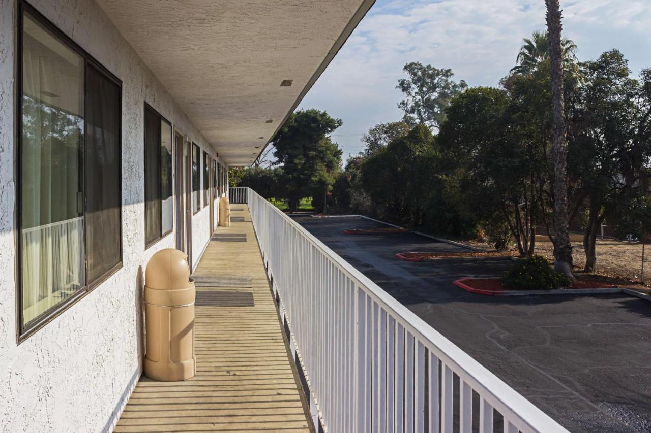 Motel 6-Porterville, Ca Eksteriør billede